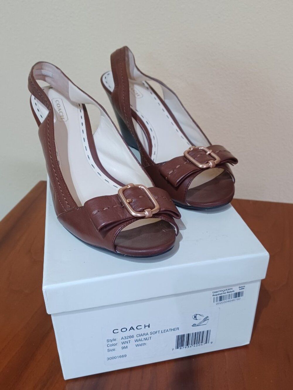 Coach Ciara Women's Wedge Sandals Soft Leather Walnut Size 9M NIB - NEAR MINT